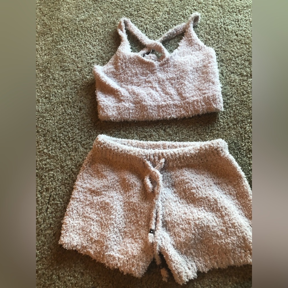 NWT fluffy lounge set